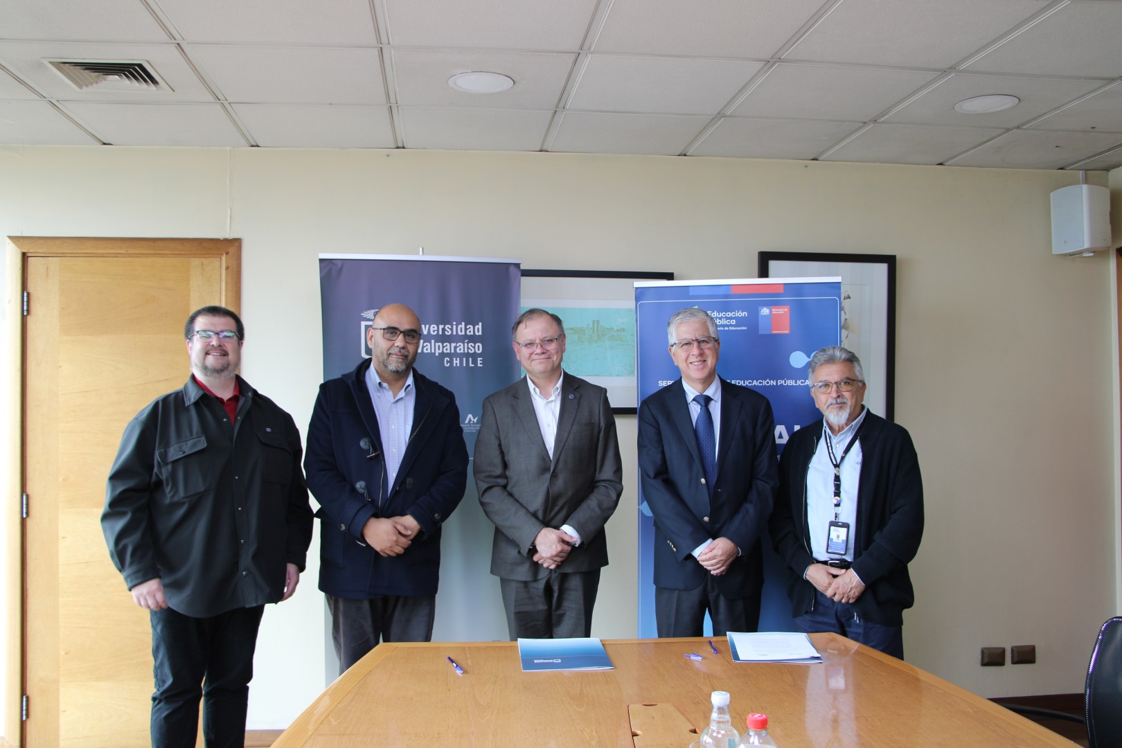 SLEP Costa Central y la Universidad de Valparaíso fortalecen alianza estratégica para ampliar oportunidades educativas en el territorio